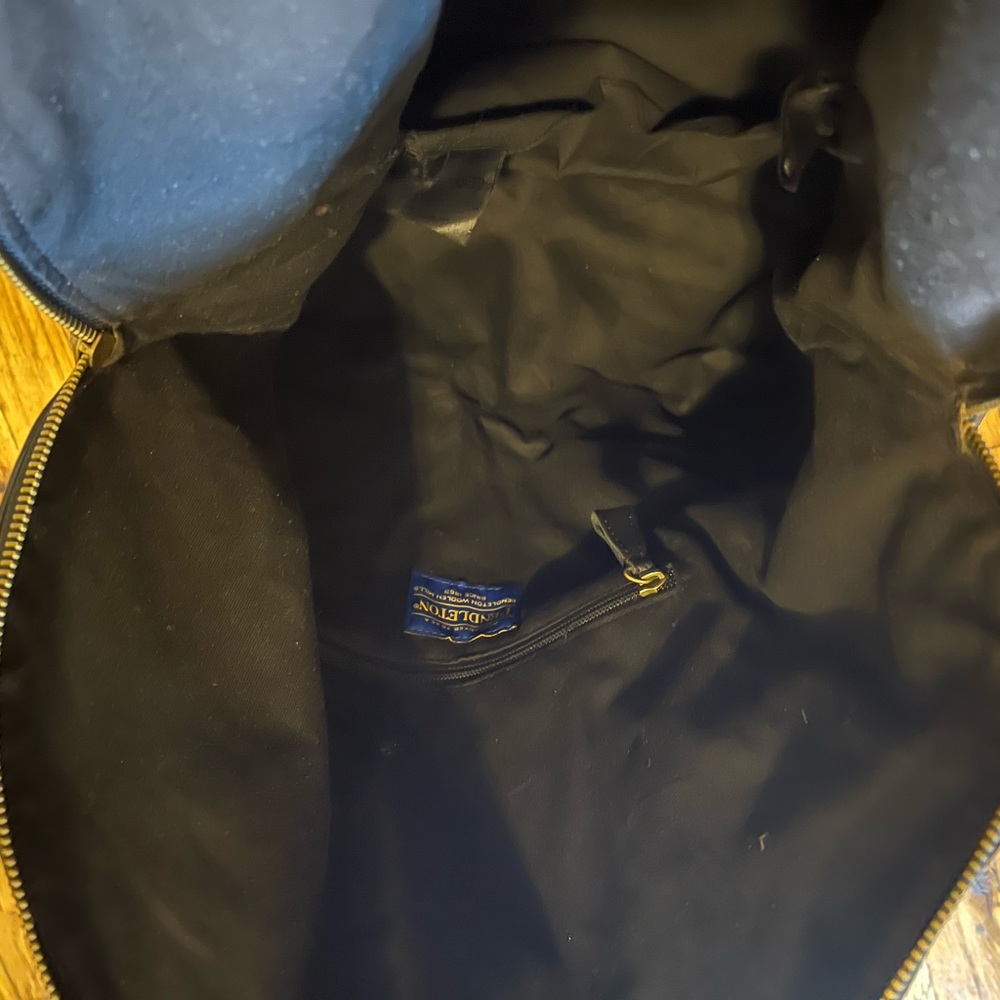 Barely Used Pendleton Weekend Bag - image 5